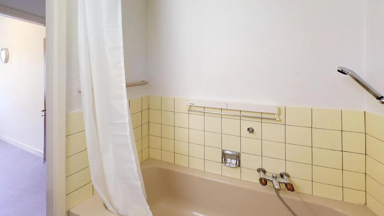 Unique Serviced Living @ Gellert Daire Basel